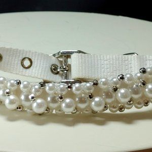 White and Silver Pearl Dog Collar Suitable for Small Dog